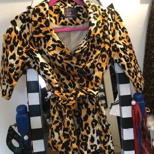 Animal print light jacket